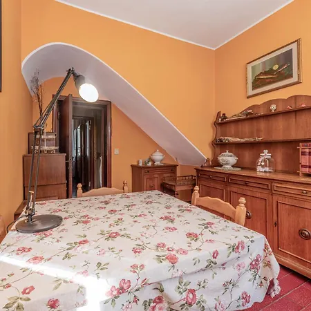 Residenza Colombi Goelba Ferienhaus